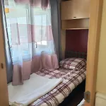 Mobil Au Bord Du De Campingplatz Foix